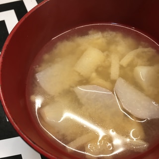 吹きこぼれなし！里芋の味噌汁